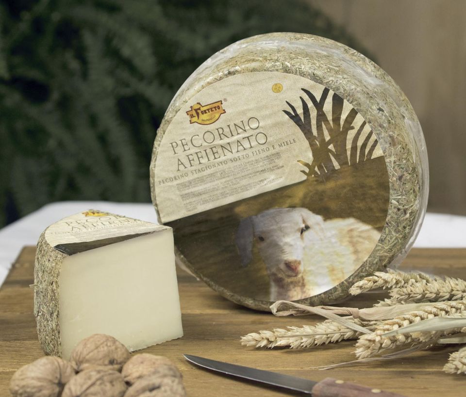 Pecorino Affienato Pecorino Stagionato in Fieno e Miele